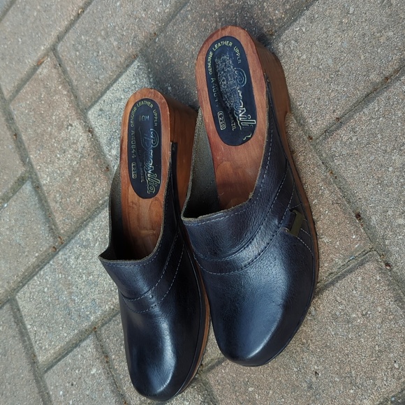 Vintage Women's Blue Leather & Wood Clogs - Picture 7 of 9